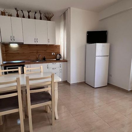 Mire Apartment Durrës Eksteriør billede